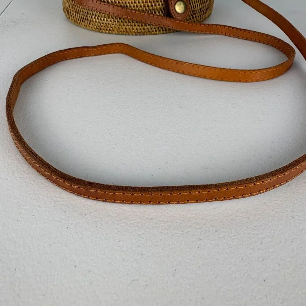 Bali Ata Grass Round Crossbody Bag Rattan Leather Batik Lined Boho Wicker Purse
